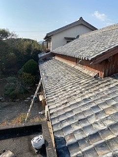 湿式工法の屋根は十分注意